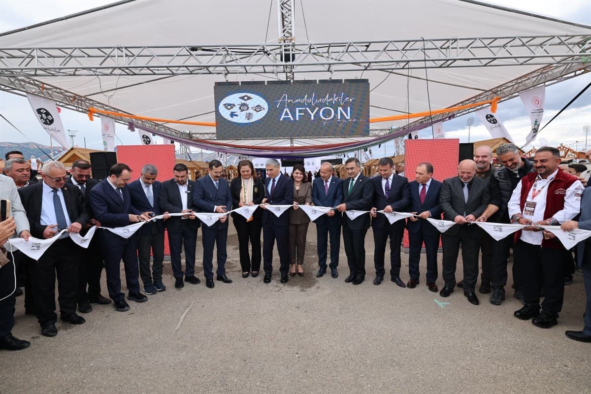 Anadoludakiler Afyon Pazarı Kapılarını Açtı